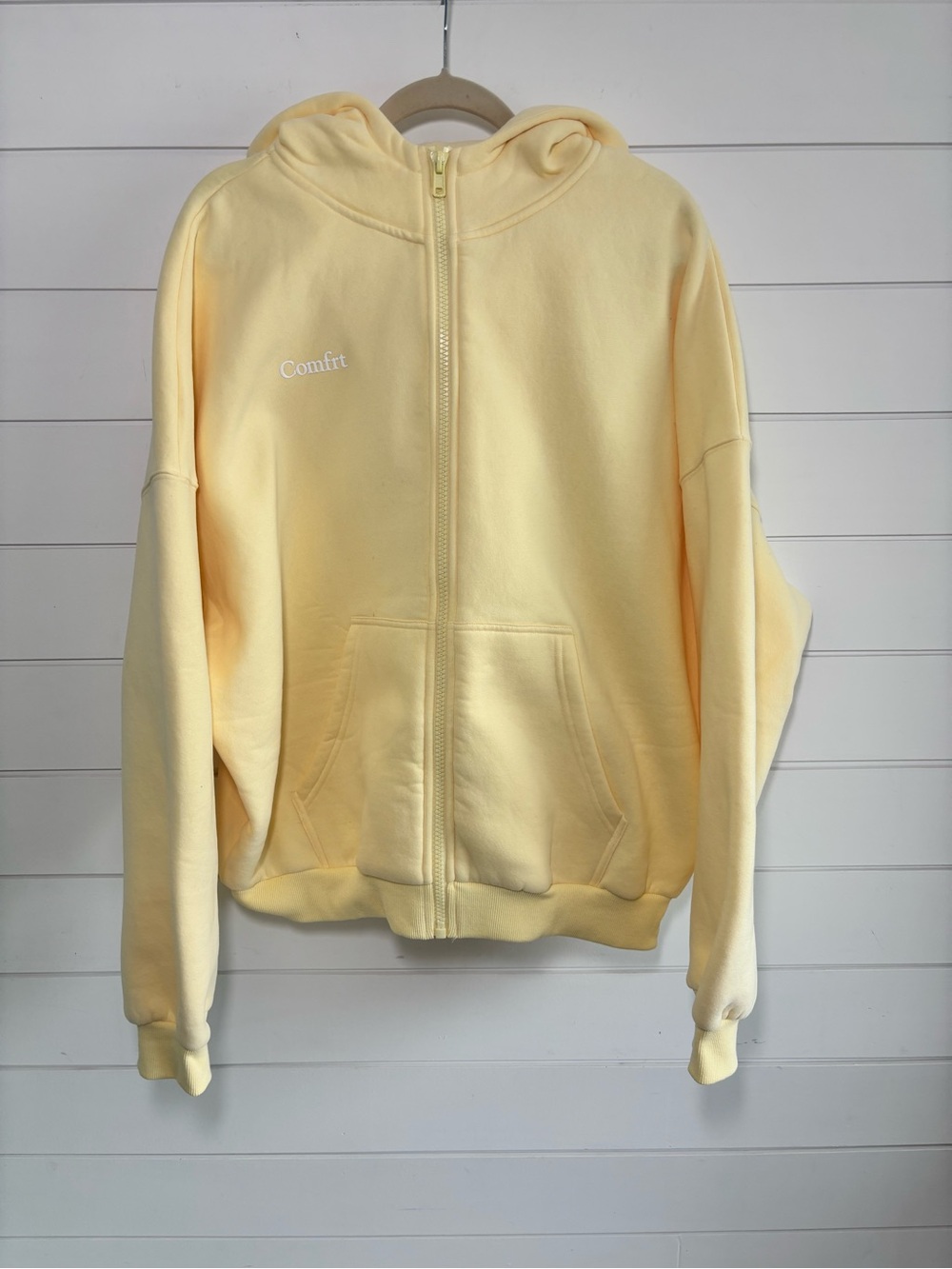 Comfrt Oversize Light Yellow Zip-Up Bomber Hoodie size M